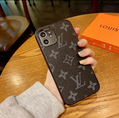 Neues LV Shine x Mono iPhone Hülle